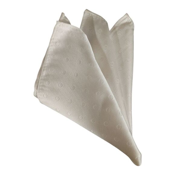 ALLURE MEN'S MULTI-DOT POCKET SQUAR DIAMOND WHITE. - Picture 2 of 3